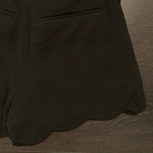 Wilfred Scallop Short -black size 0 - Picture 6 of 10